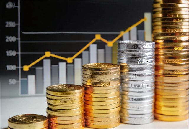 or, argent et uranium